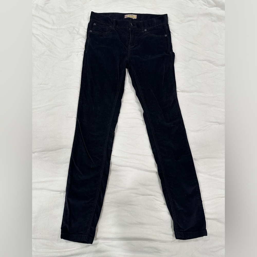 Free People Black Straight Leg Skinny Corduroy Pants size‎ 25